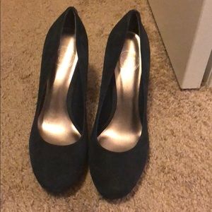 Navy blue suede heels